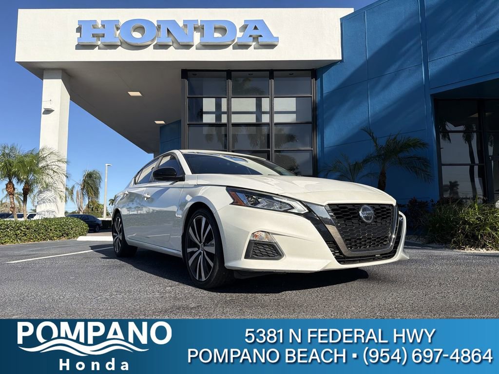 Used 2021 Nissan Altima 2.0 SR image 1