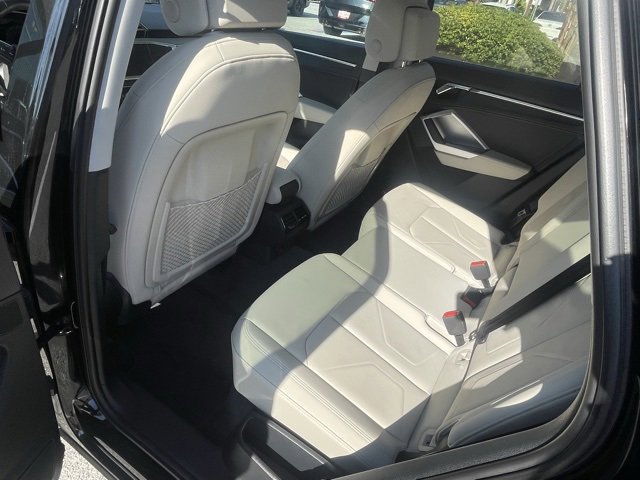 Used 2020 Audi Q3 2.0T Prestige w/ Prestige Package image 7