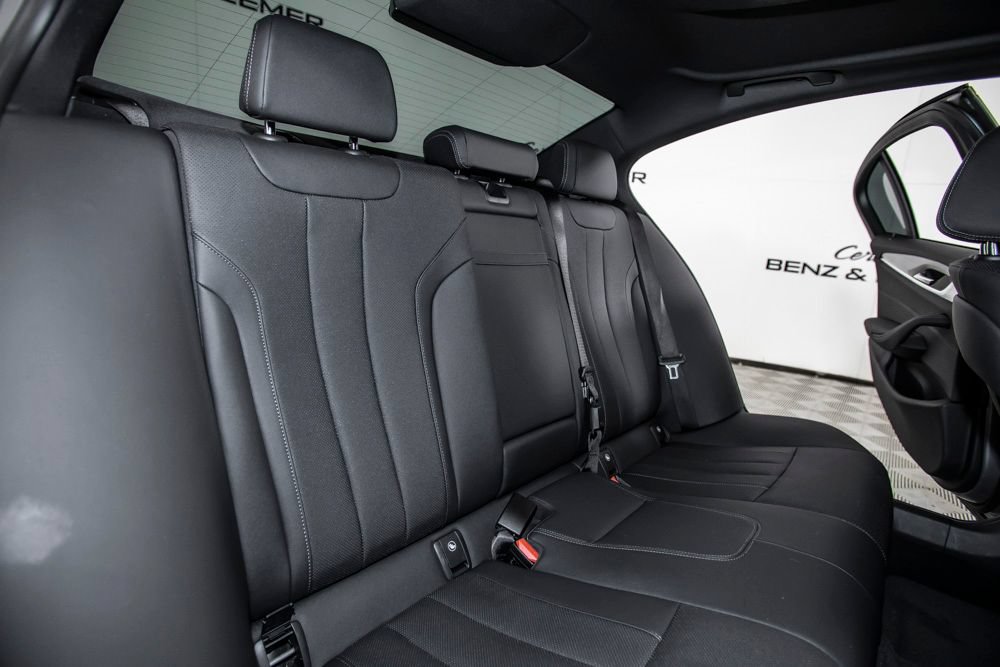 Used 2023 BMW 530e w/ M Sport Package RWD image 15