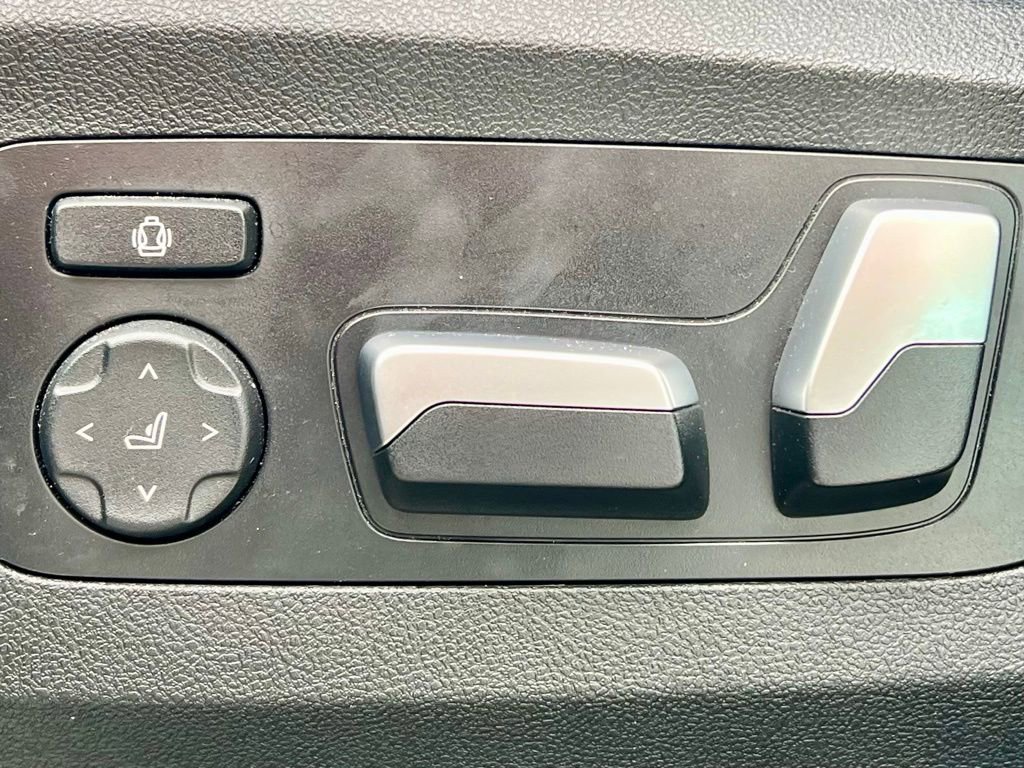 Used 2023 BMW X5 sDrive40i w/ Premium Package image 31