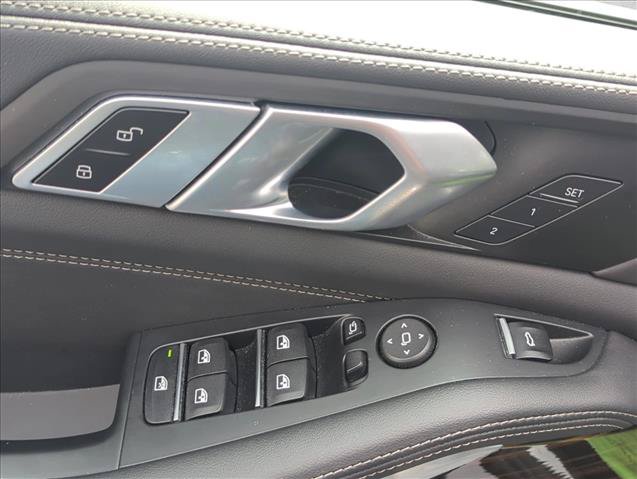 Used 2026 BMW X5 sDrive40i RWD image 9