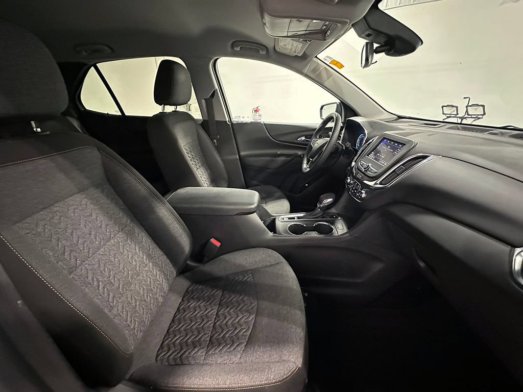 Used 2023 Chevrolet Equinox LT AWD/4WD image 28
