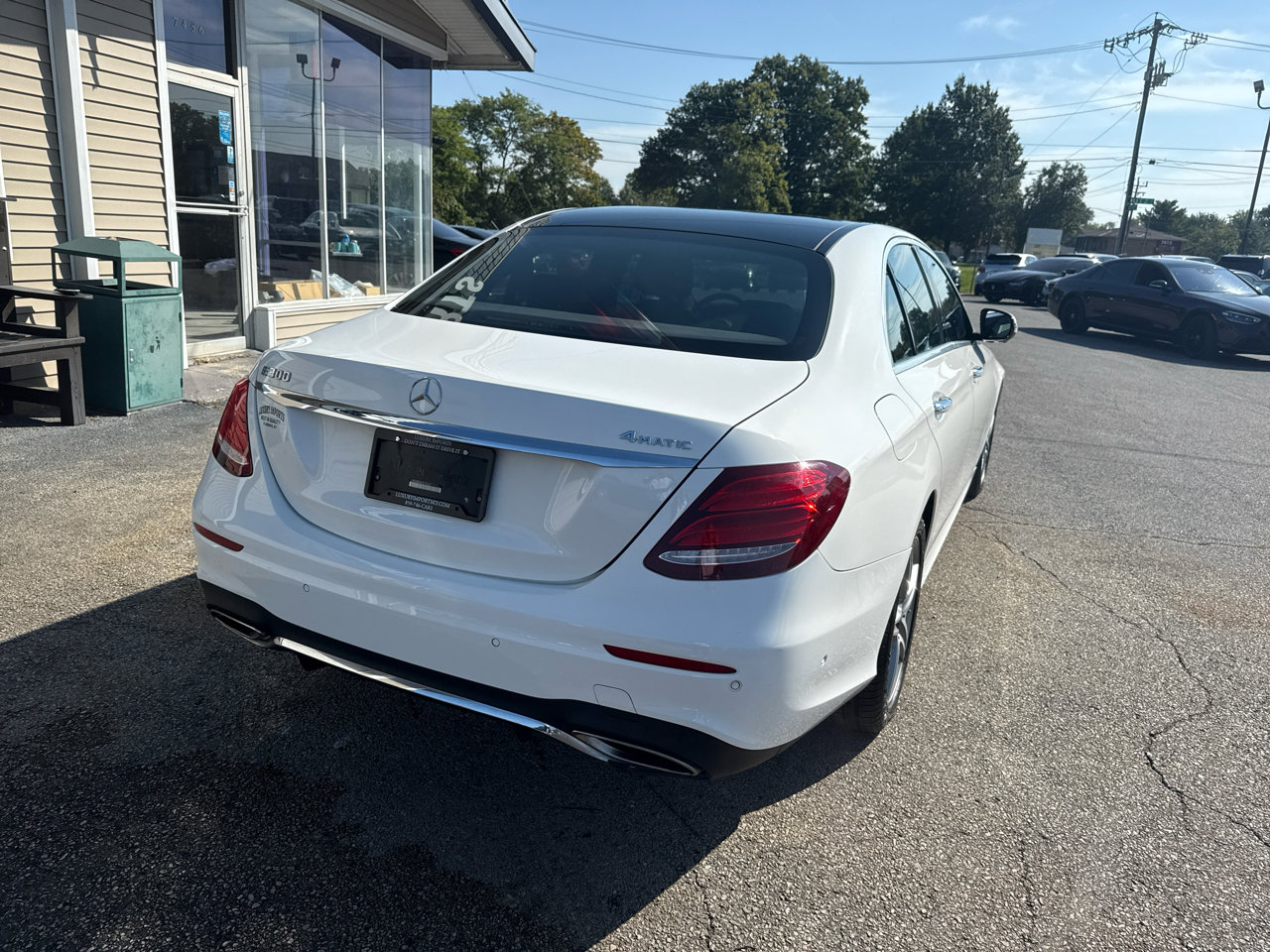 Used 2017 Mercedes-Benz E 300 4MATIC w/ Premium 3 Package image 7