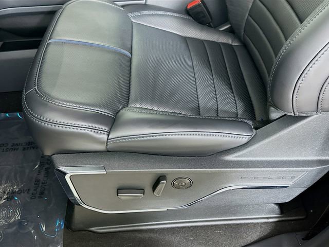 New 2026 Ford F450 Platinum w/ FX4 Off-Road Package image 20