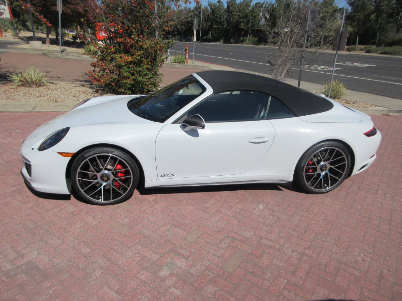Used 2018 Porsche 911 Carrera 4 GTS AWD/4WD image 96