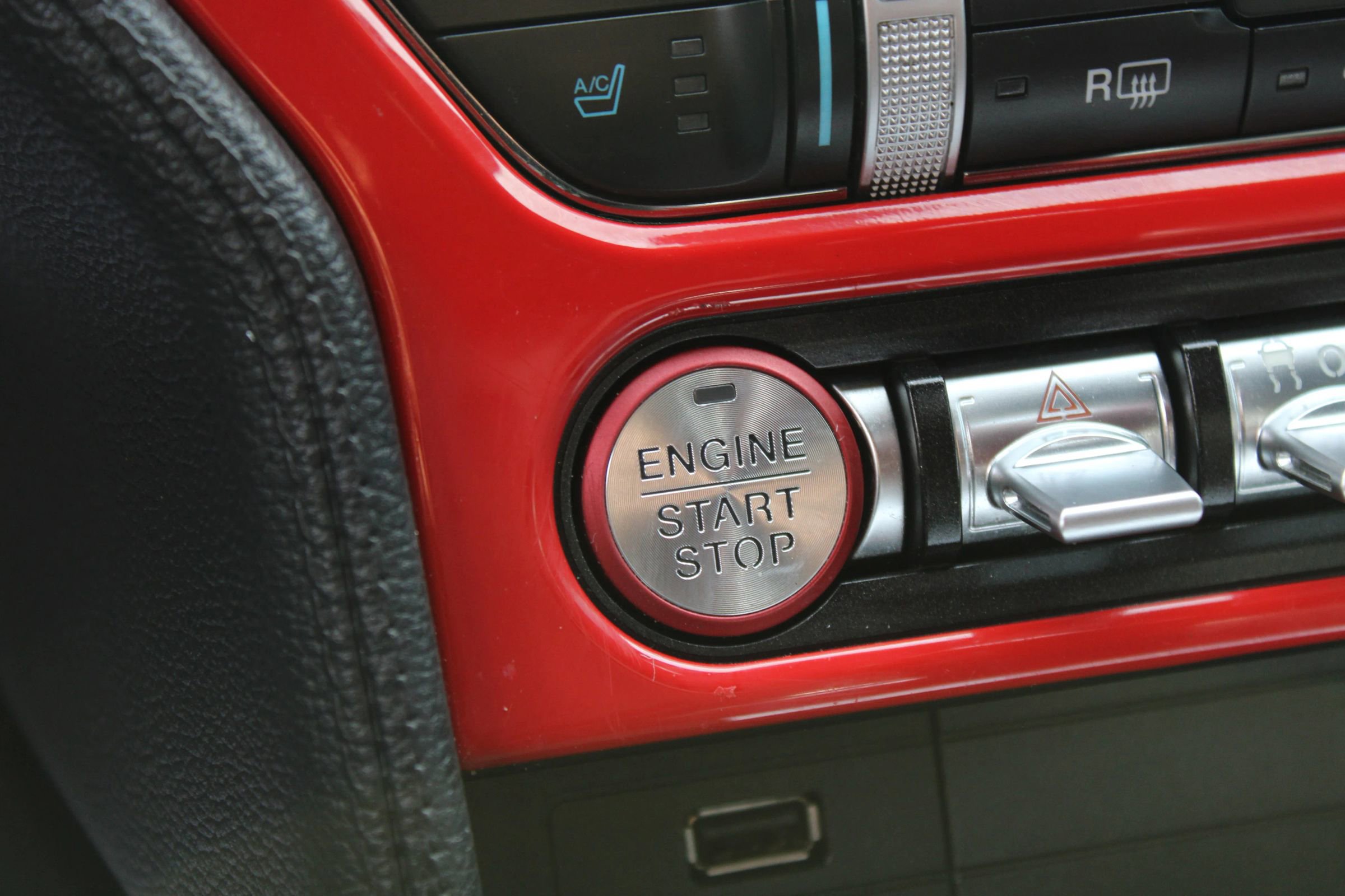 Used 2019 Ford Mustang Premium image 23