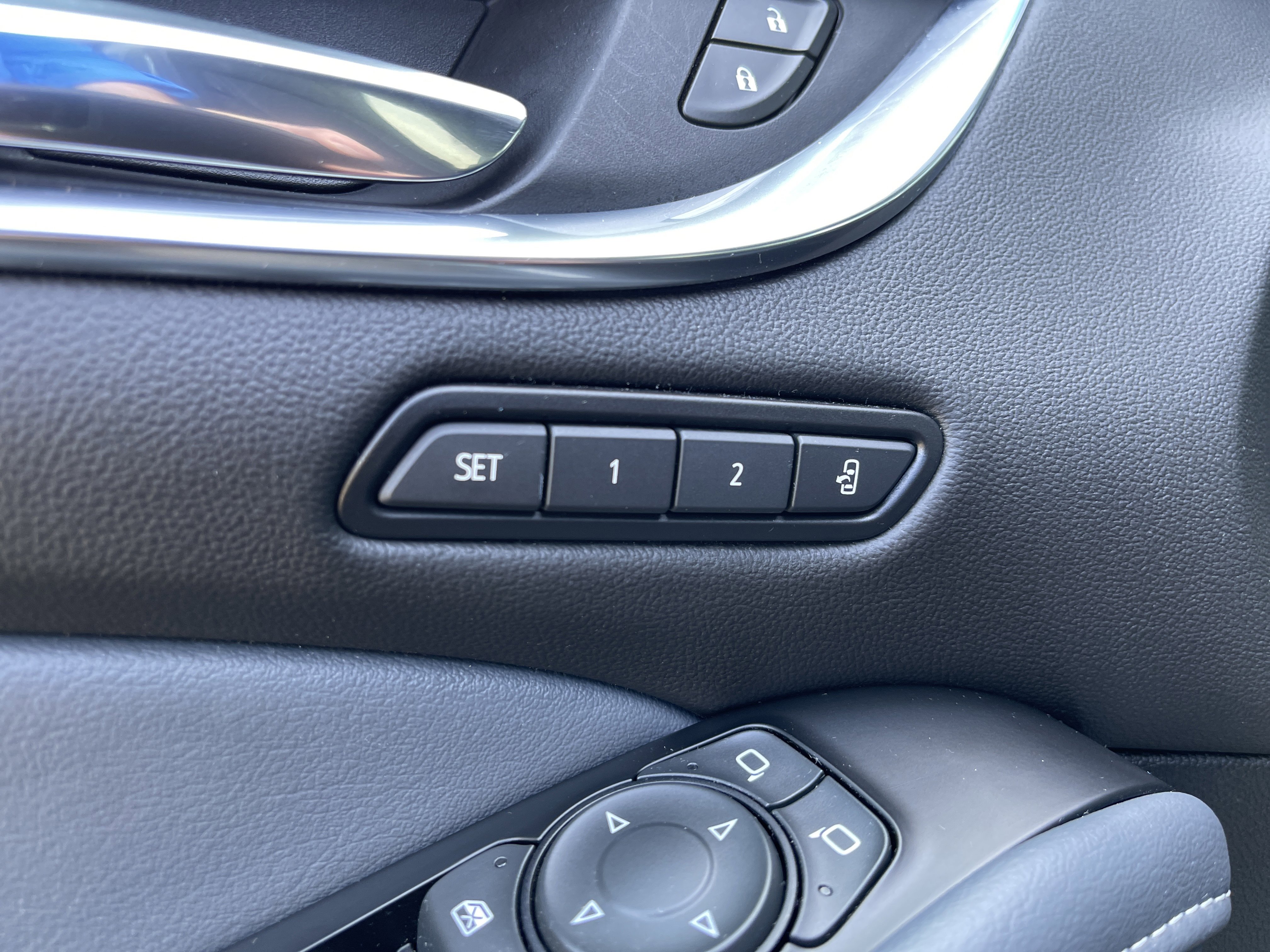 Used 2023 Buick Enclave Premium w/ LPO, Floor Liner Package image 18