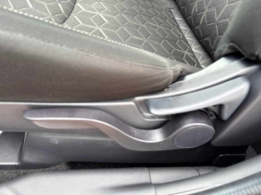 Used 2024 Mitsubishi Outlander Sport ES AWD/4WD image 16