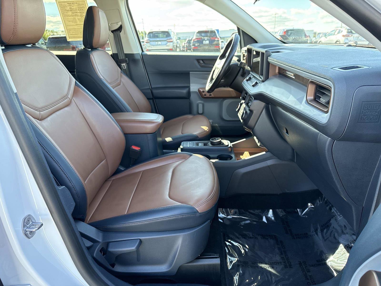 Used 2022 Ford Maverick Lariat image 19