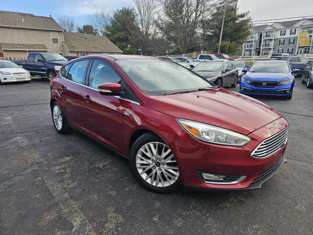 Used 2017 Ford Focus Titanium image 4