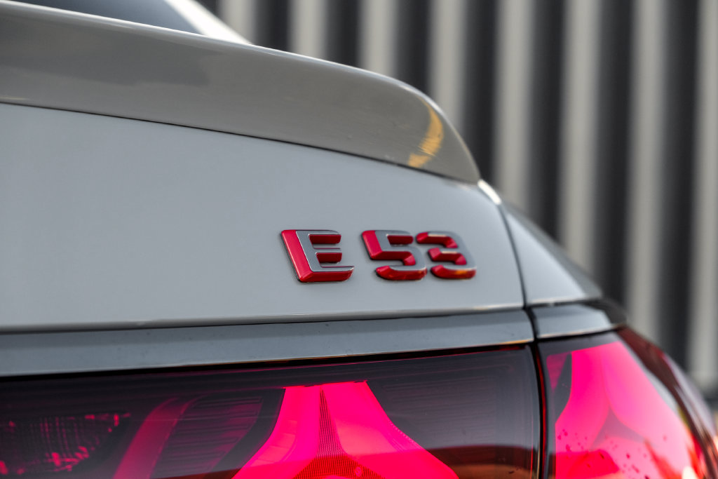 New 2027 Mercedes-Benz E 53 AMG e 4MATIC Sedan image 9