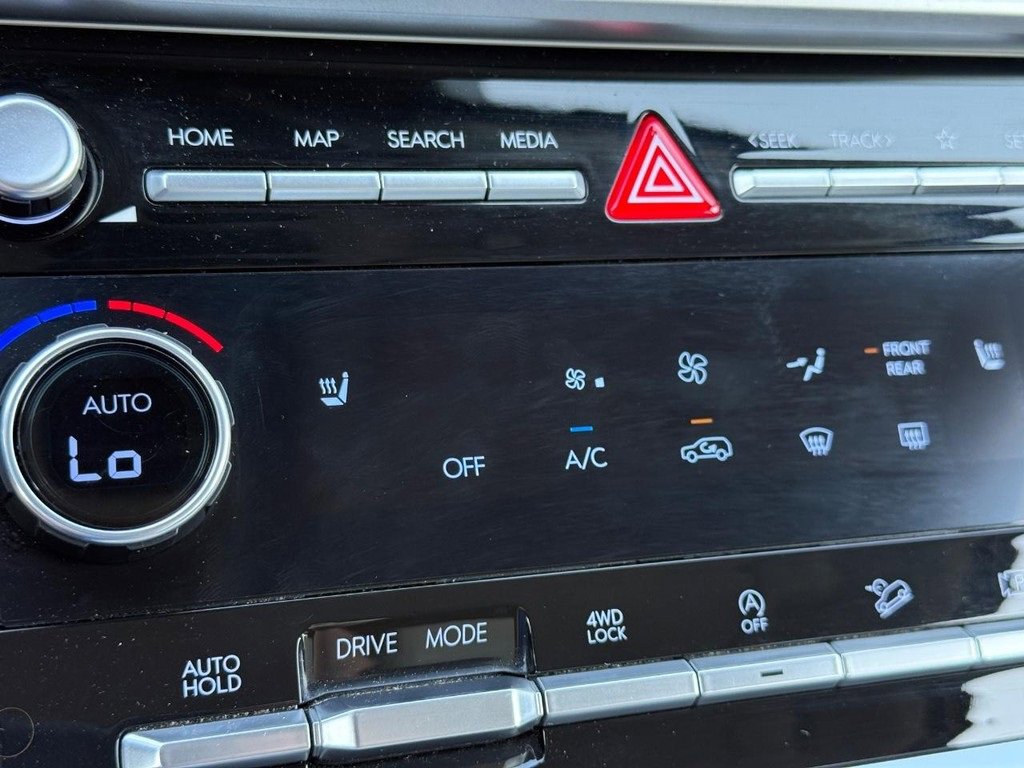 Used 2024 Hyundai Santa Fe SEL image 21