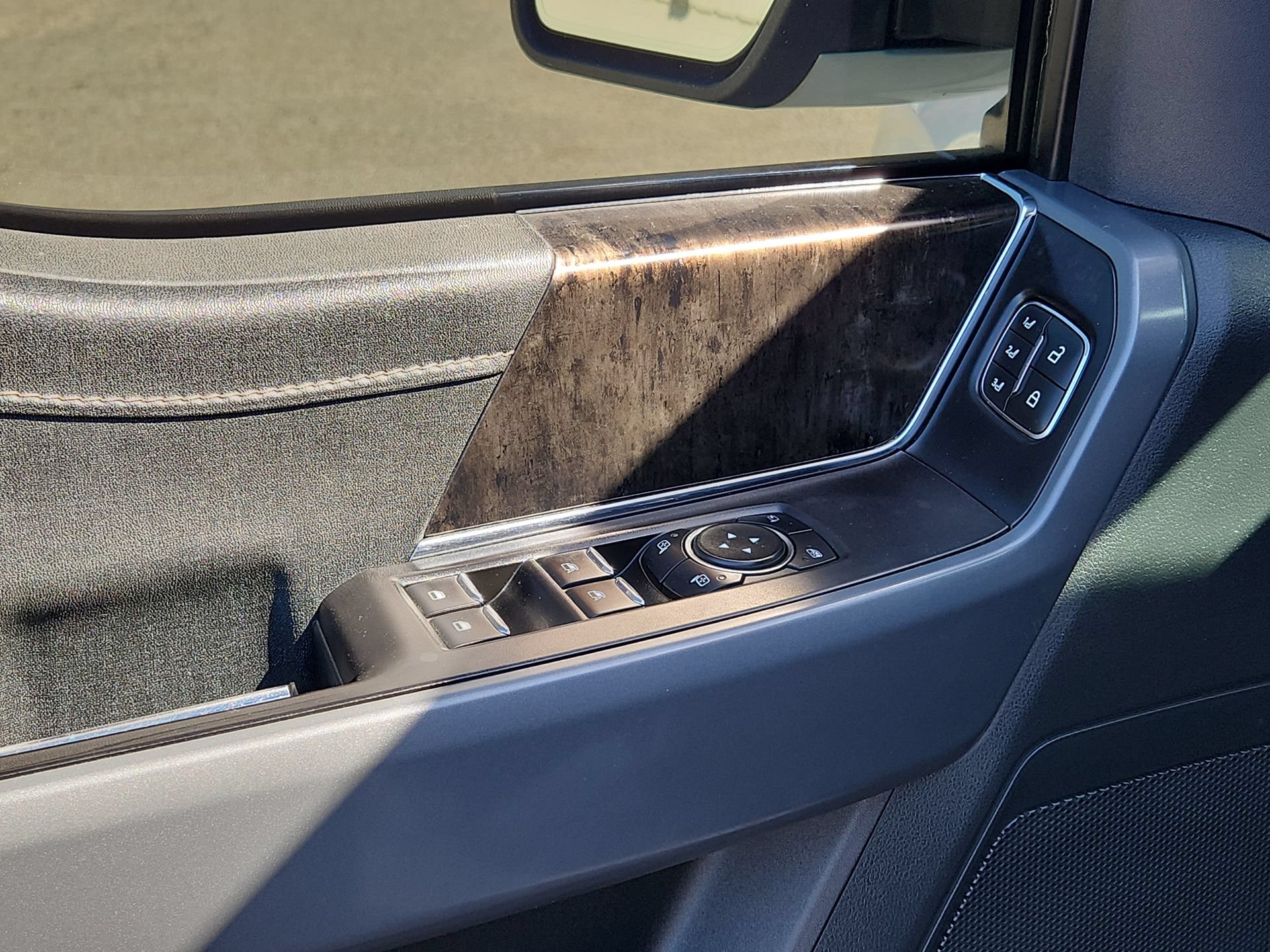 Used 2021 Ford F150 Lariat AWD/4WD image 15
