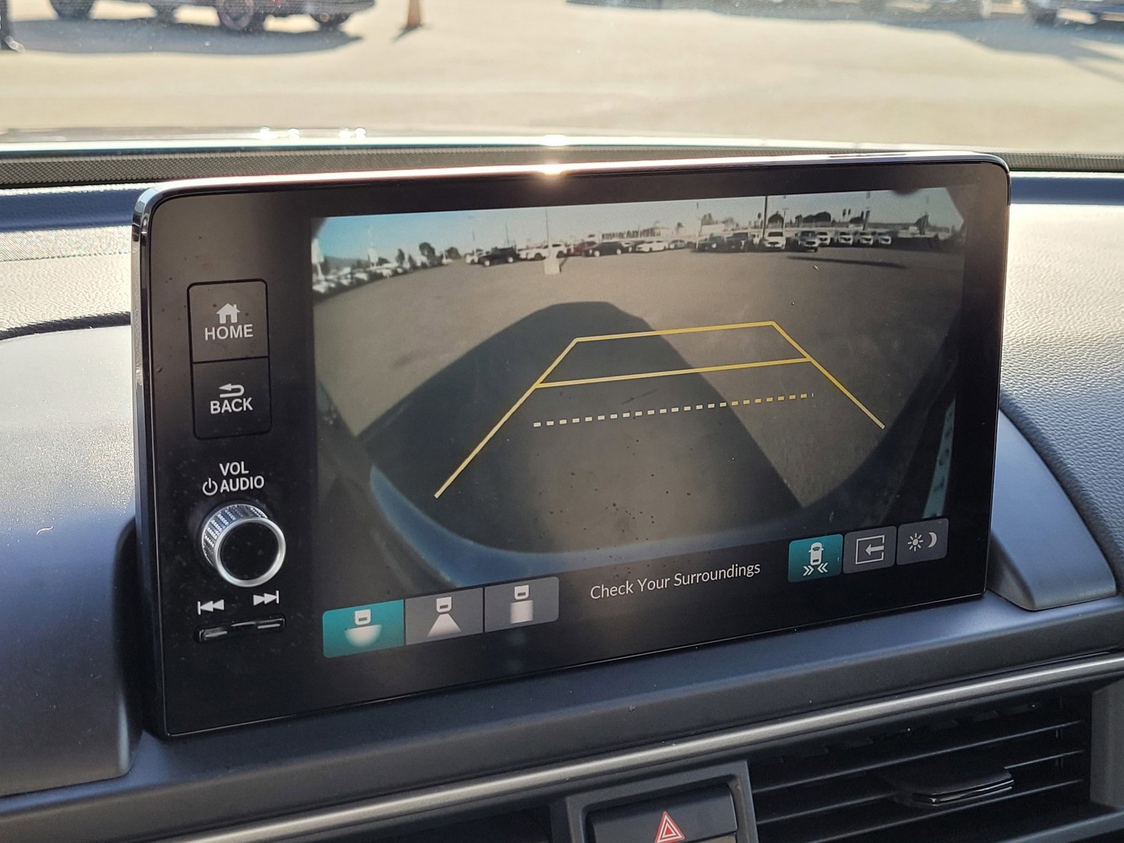 Certified 2024 Honda Pilot Touring image 25