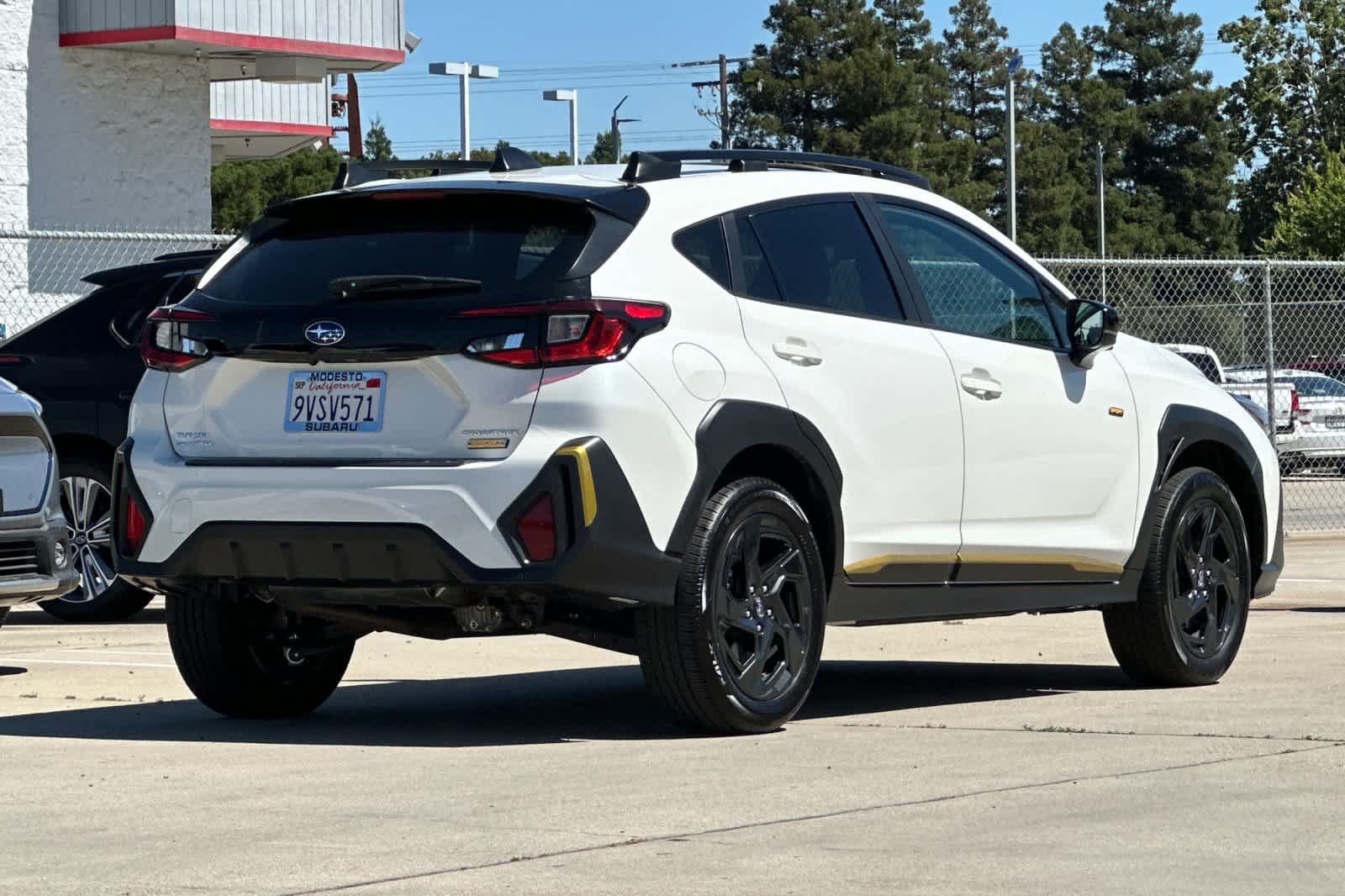 Certified 2025 Subaru Crosstrek 2.5i Sport w/ Popular Package #3A AWD/4WD image 3