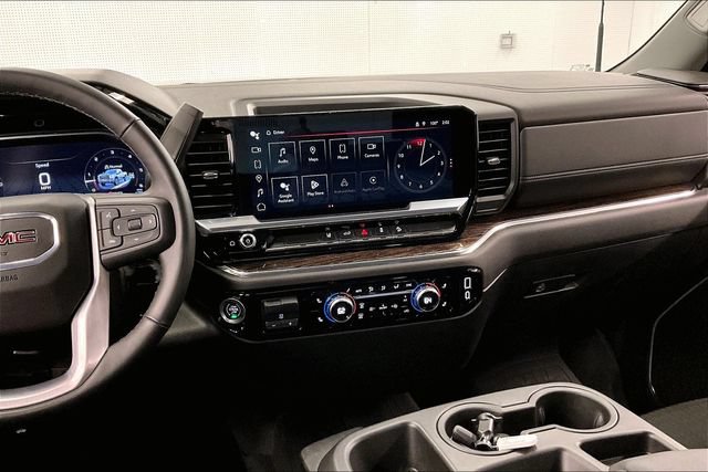 Used 2024 GMC Sierra 2500 SLE w/ SLE Convenience Package AWD/4WD image 7