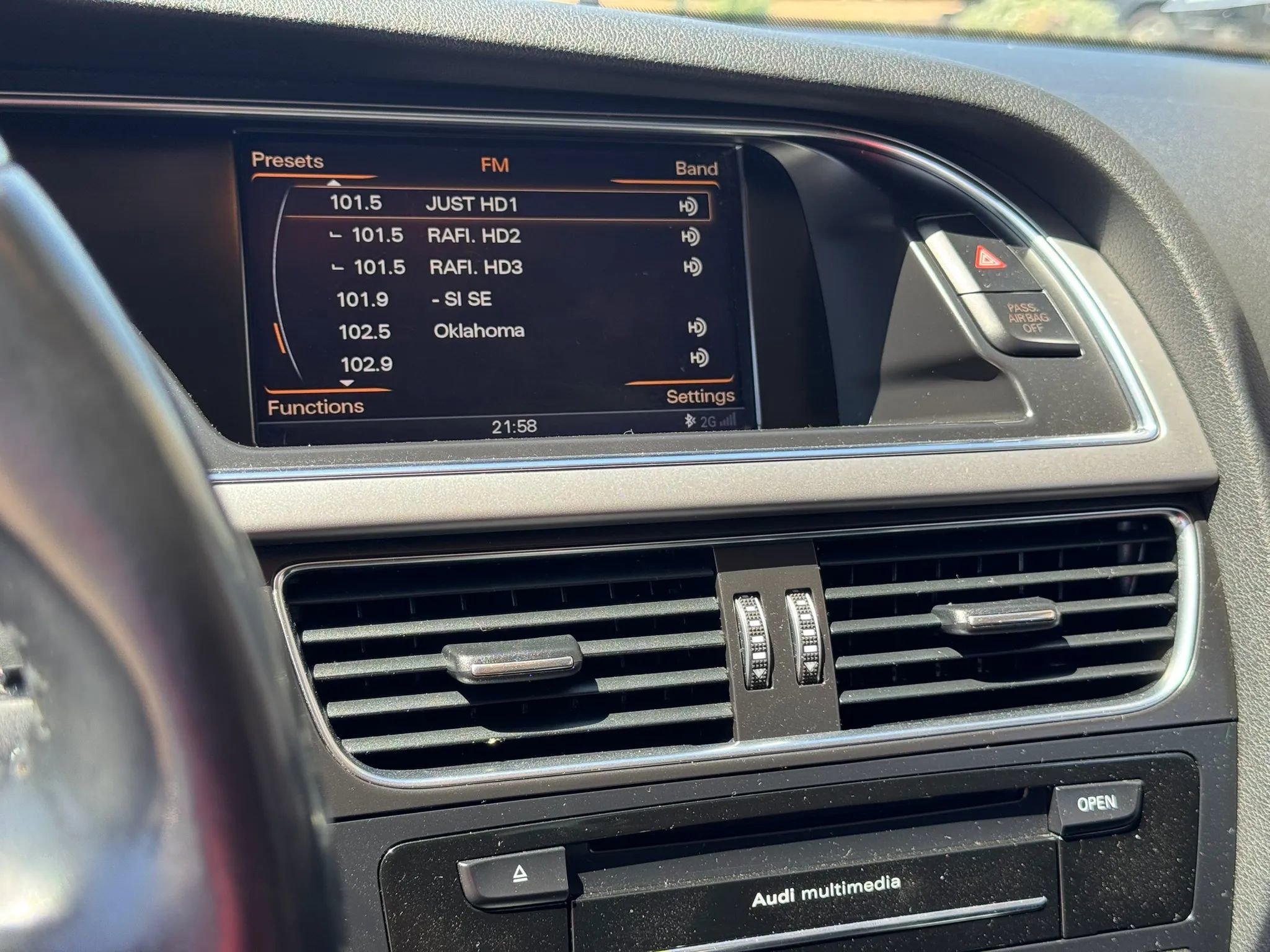 Used 2013 Audi A4 2.0T Premium Plus AWD/4WD image 19