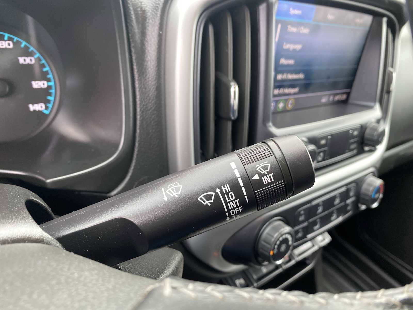 Used 2022 Chevrolet Colorado LT w/ Fleet Safety Package image 20