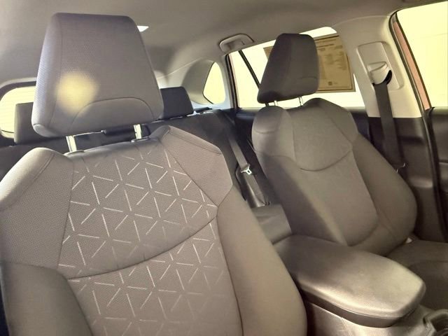 Used 2020 Toyota RAV4 XLE FWD image 52