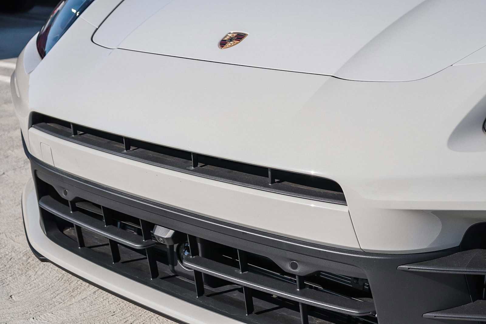 Used 2025 Porsche Panamera 4 image 5