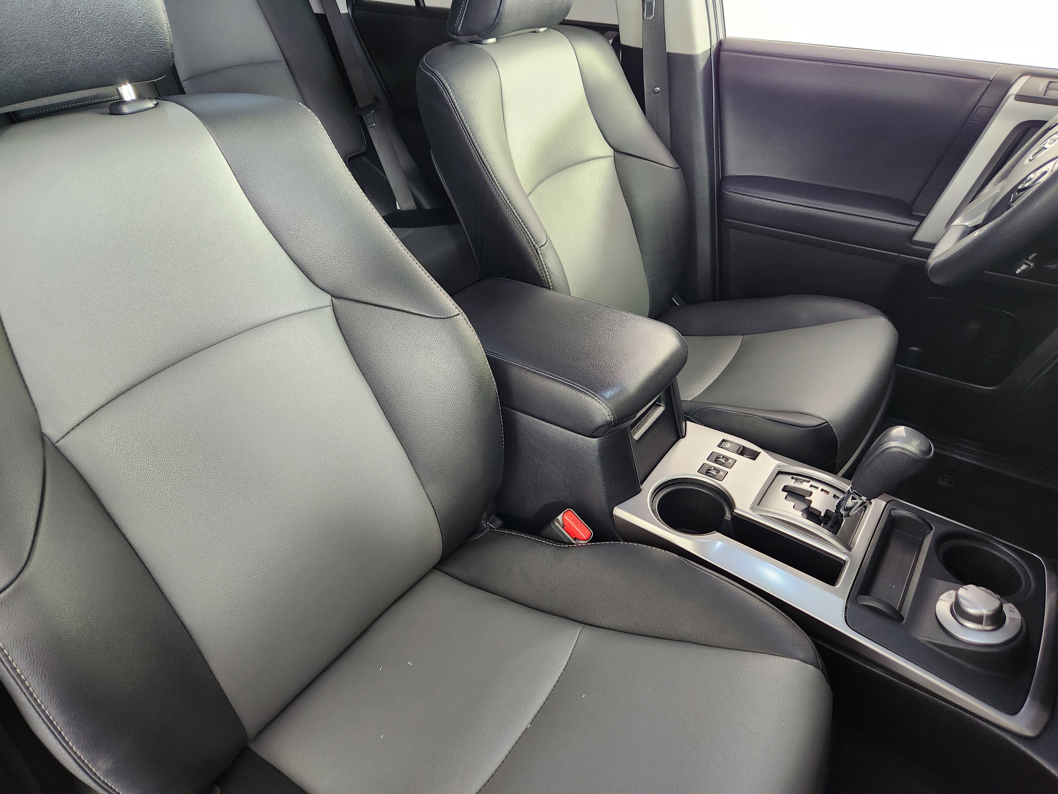 Used 2021 Toyota 4Runner SR5 Premium w/ Moonroof Package image 10