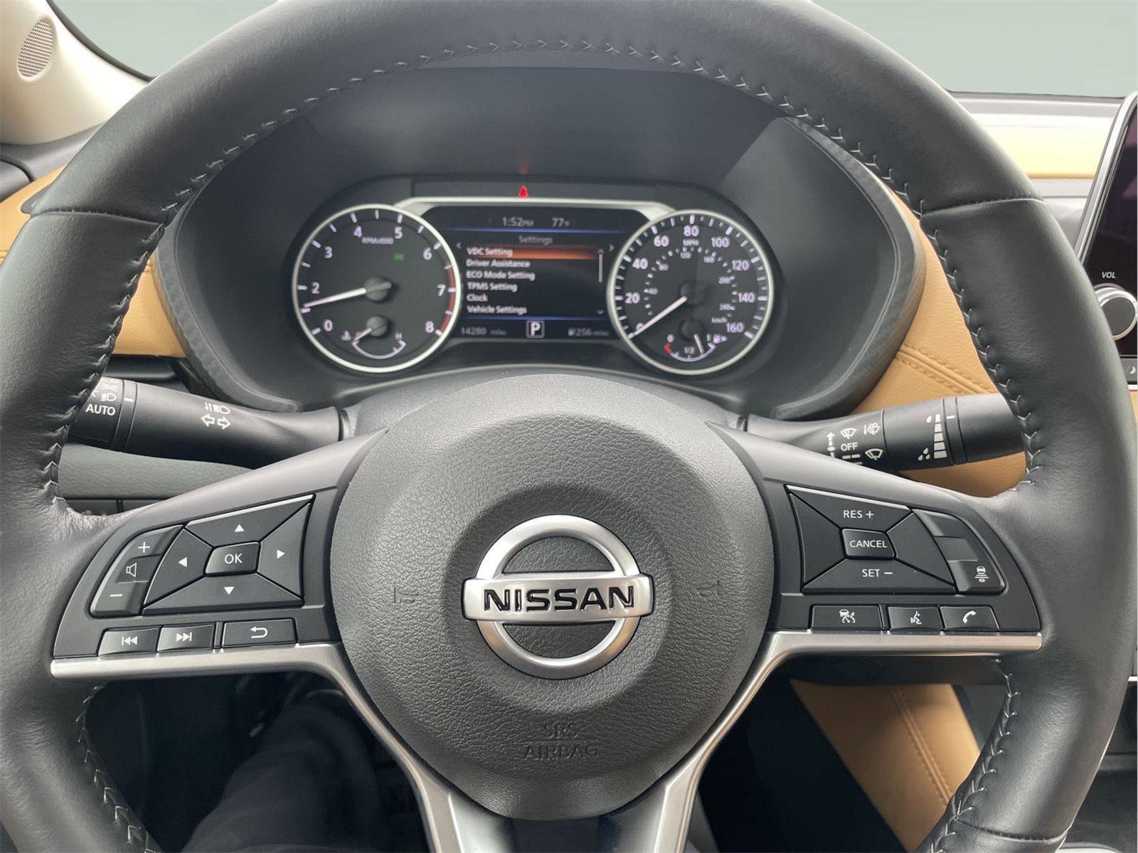Used 2023 Nissan Sentra SV w/ SV Premium Package FWD image 25