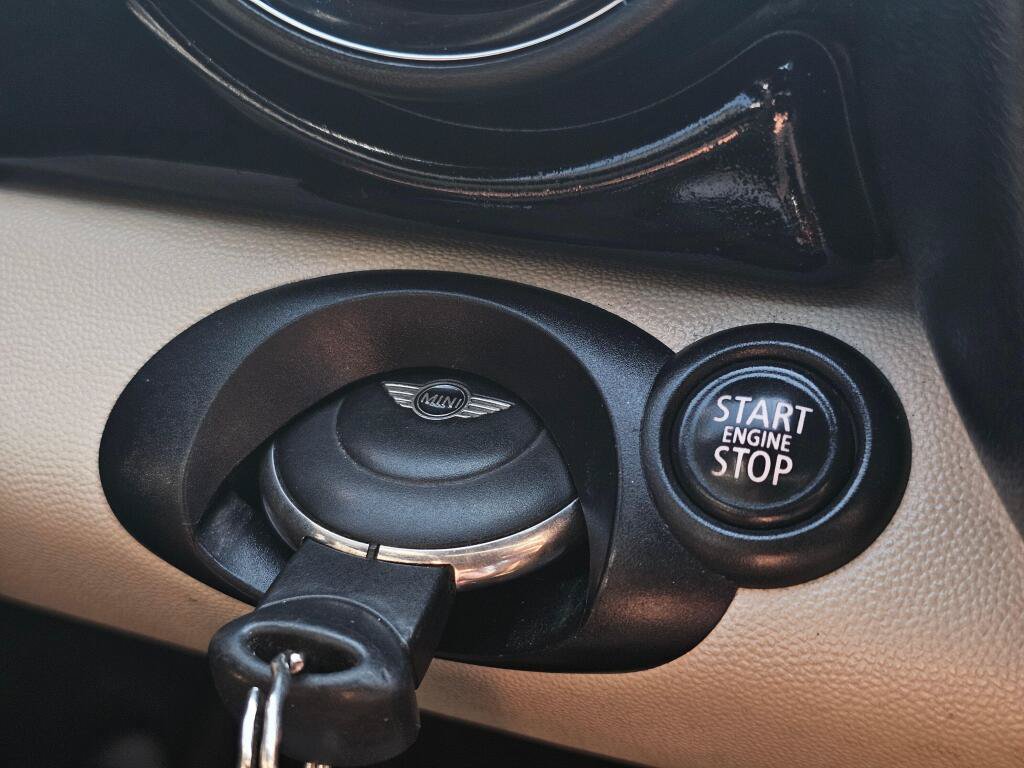 Used 2012 MINI Cooper Coupe FWD image 28