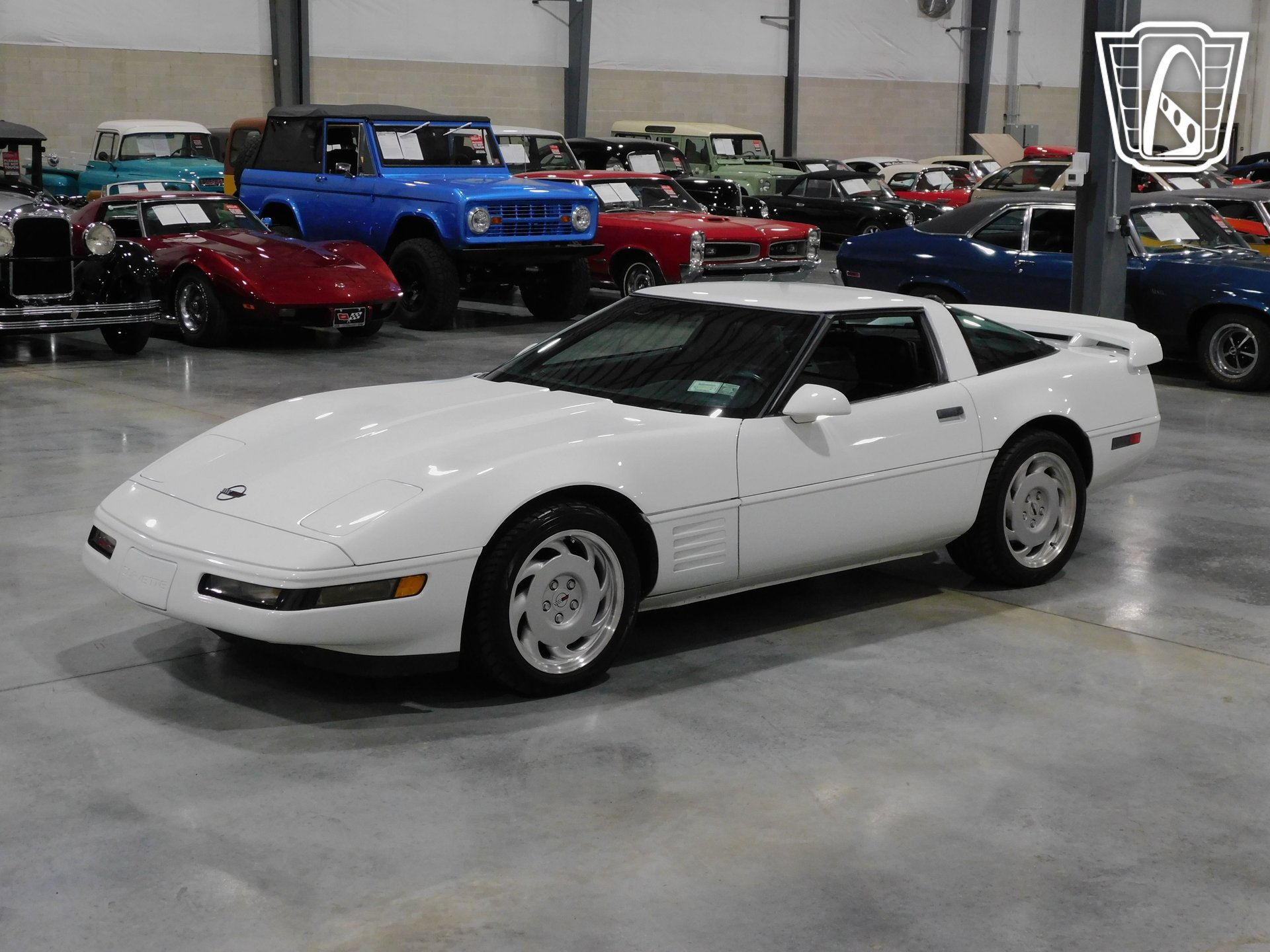 Used 1992 Chevrolet Corvette Coupe RWD image 28