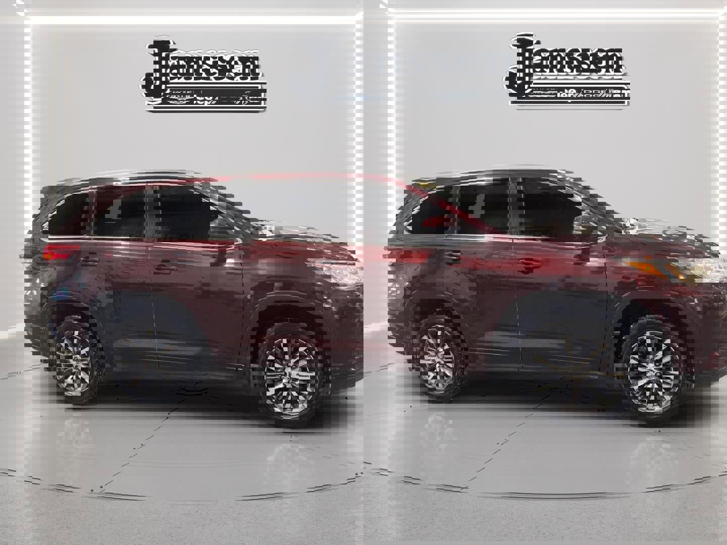 Used 2018 Toyota Highlander XLE image 6