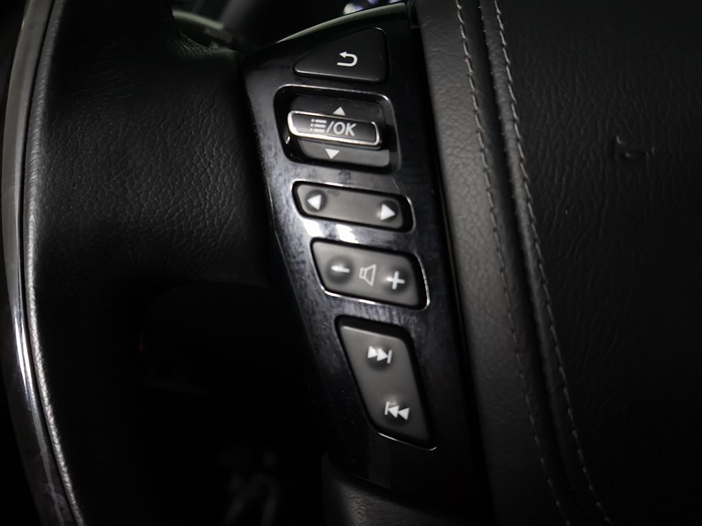 Used 2024 INFINITI QX80 Sensory AWD/4WD image 46