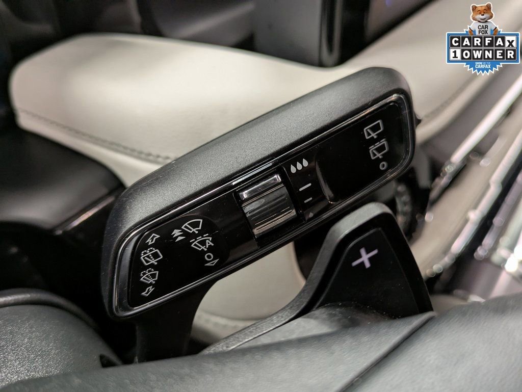 Certified 2025 Lincoln Aviator AWD image 18