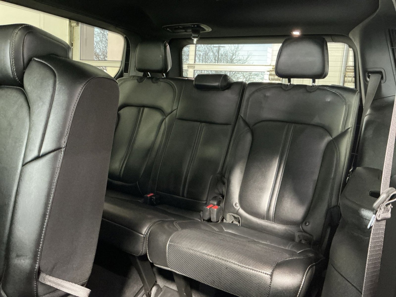 Used 2022 Jeep Wagoneer Series III w/ Premium Group I image 33