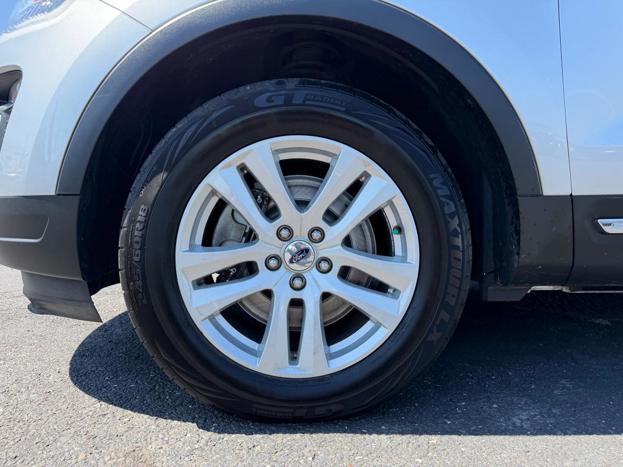 Used 2018 Ford Explorer XLT w/ Equipment Group 202A image 25