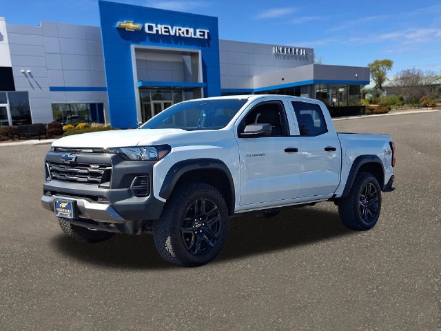 Used 2025 Chevrolet Colorado Trail Boss AWD/4WD image 34