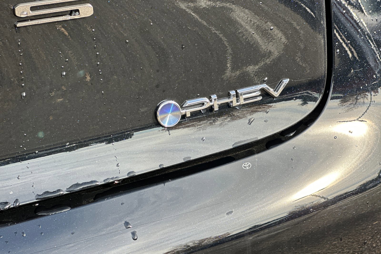 New 2026 Toyota Prius Plug-In Hybrid image 7