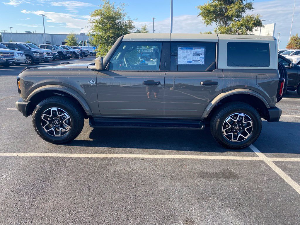 New 2026 Ford Bronco Outer Banks AWD/4WD image 4