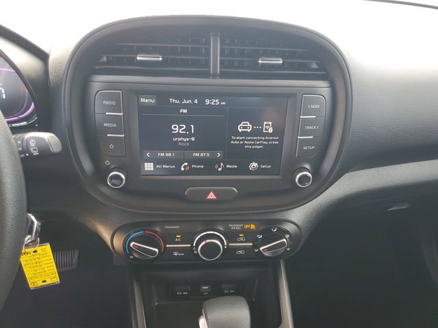 Used 2025 Kia Soul LX FWD image 21
