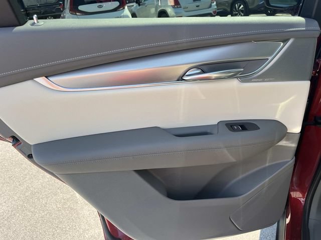 Used 2021 Cadillac XT5 Premium Luxury FWD image 16