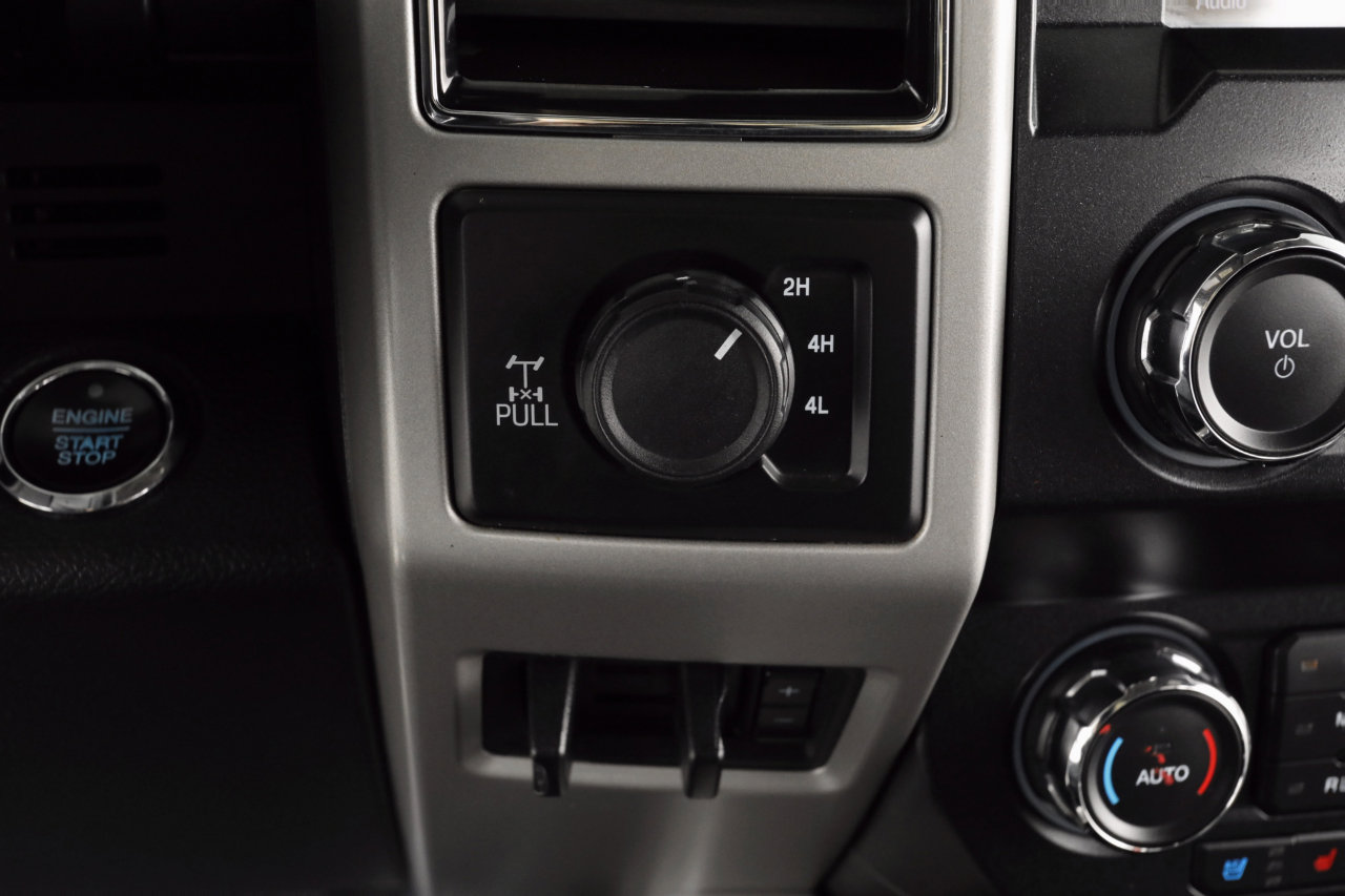 Used 2019 Ford F250 Lariat w/ Lariat Ultimate Package image 34