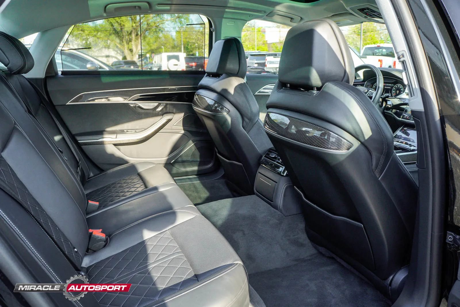 Used 2022 Audi S8 w/ S8 Executive Package AWD/4WD image 36