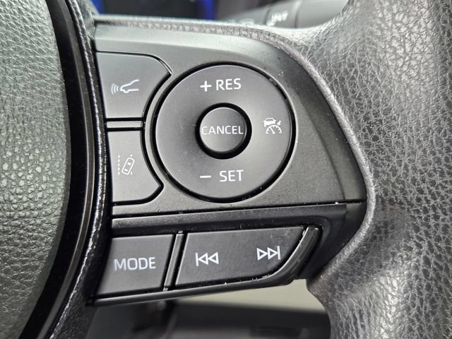 Used 2021 Toyota Corolla LE w/ Carpet Mat Package (TMS) FWD image 18