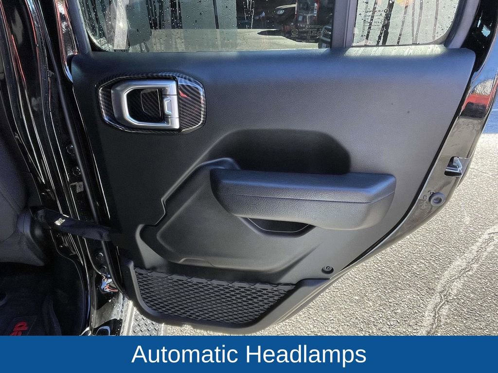 Certified 2023 Jeep Gladiator Sport image 19