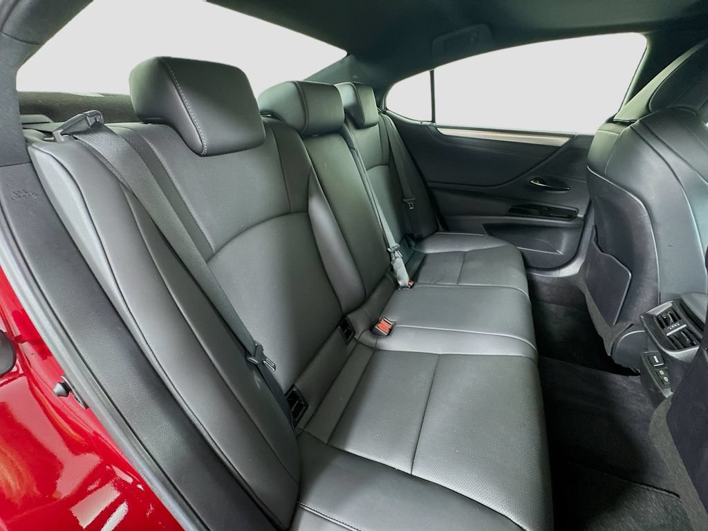 Used 2023 Lexus ES 350 F Sport w/ Accessory Package (Z2) FWD image 30