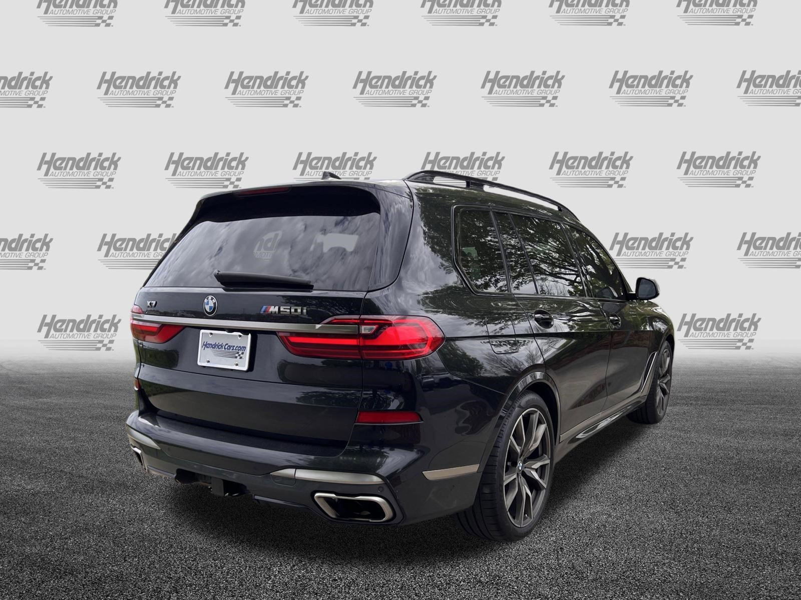 Used 2021 BMW X7 M50i image 10
