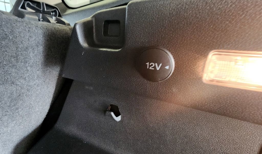 Used 2017 Ford Escape Titanium FWD image 12