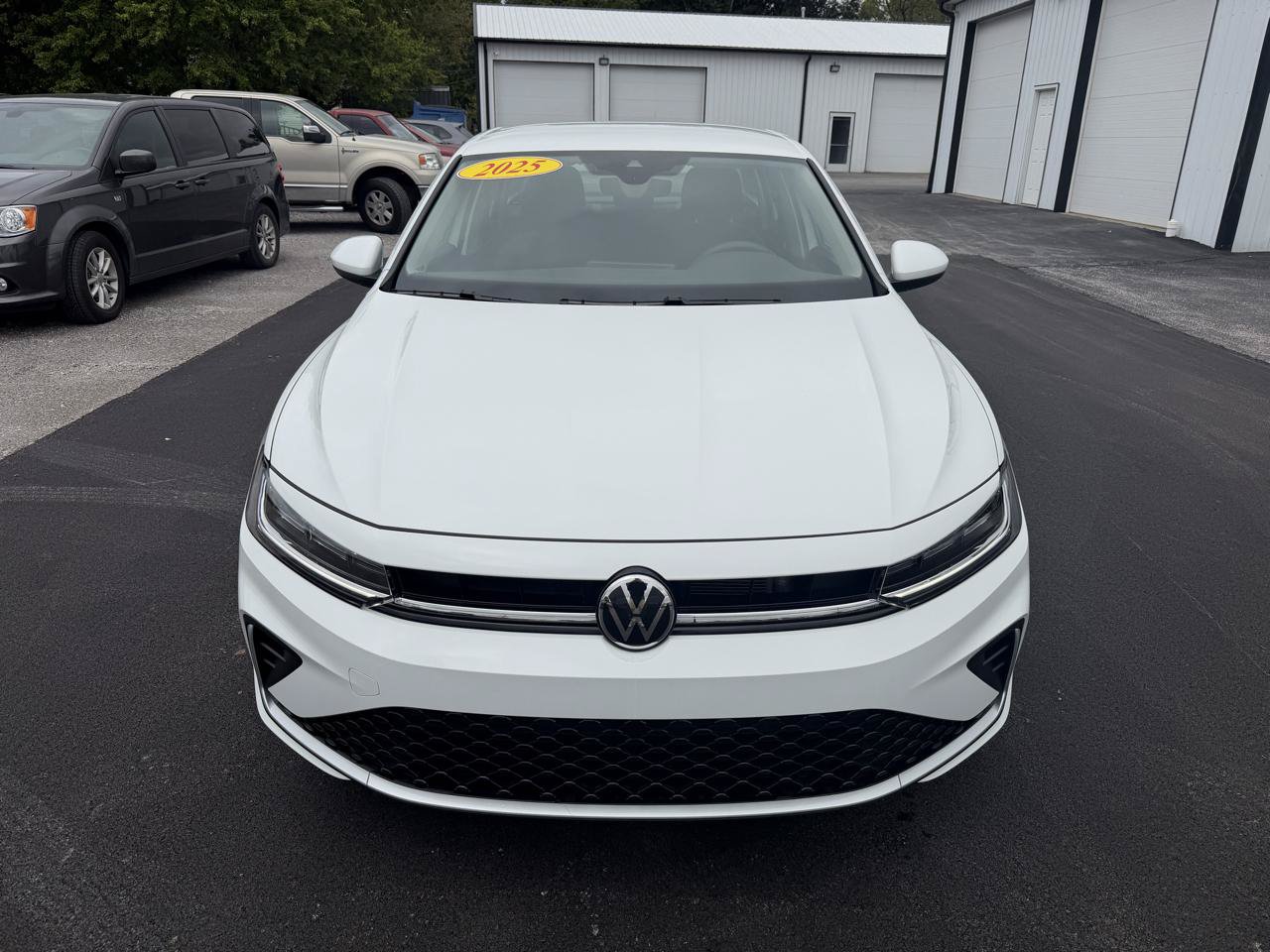 Used 2025 Volkswagen Jetta S FWD image 9