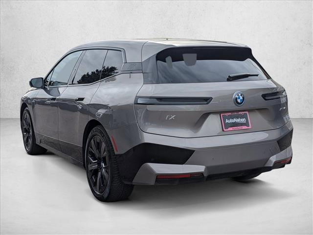 Used 2024 BMW iX xDrive50 w/ Sport Package image 7