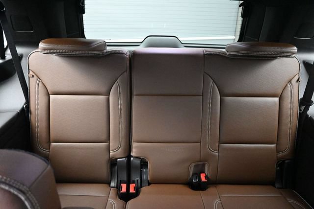 Used 2021 Chevrolet Tahoe High Country w/ Premium Package AWD/4WD image 44
