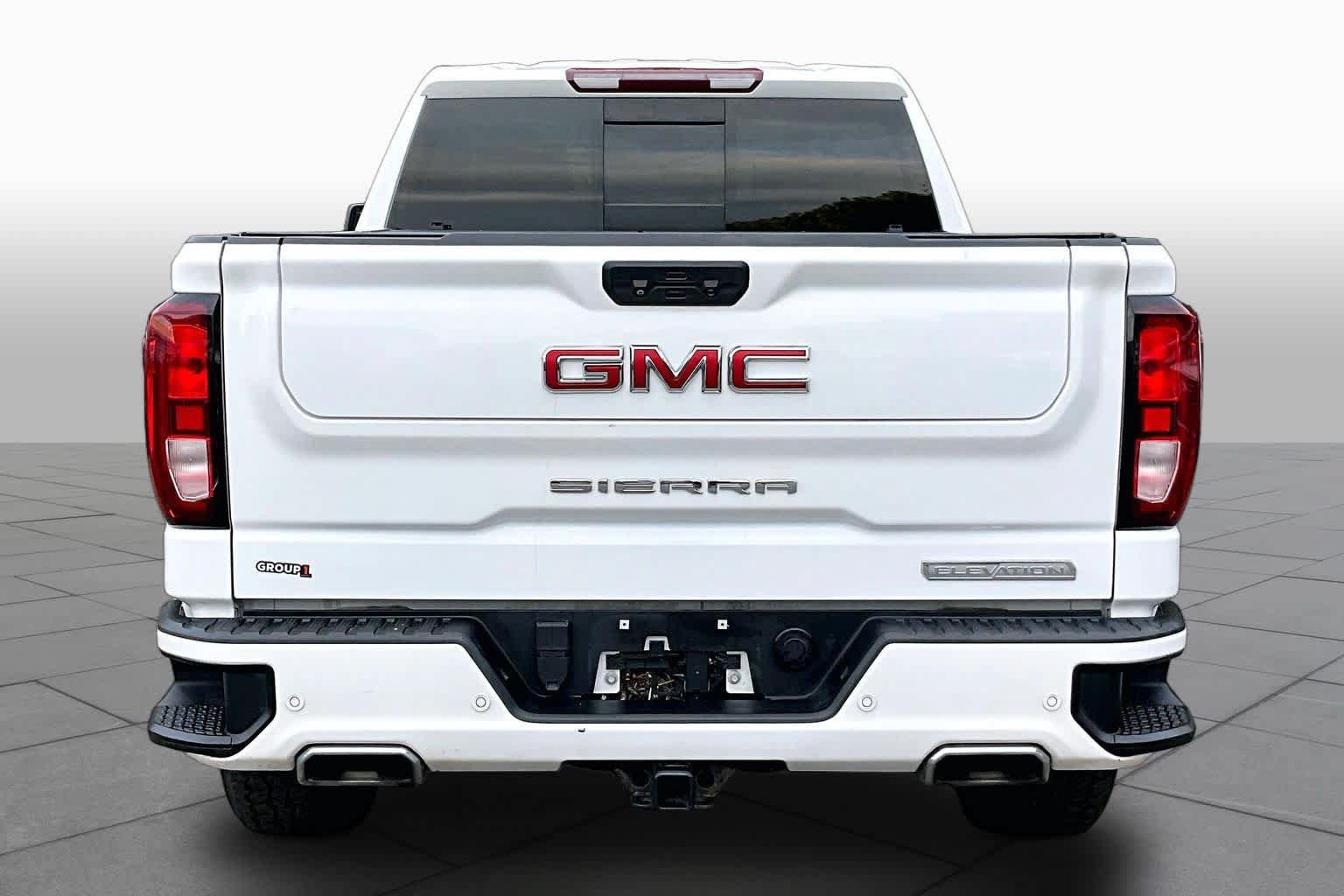 Used 2022 GMC Sierra 1500 Elevation w/ Preferred Package AWD/4WD image 5