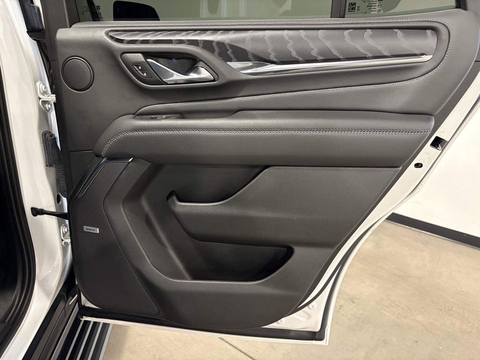Used 2023 GMC Yukon Denali AWD/4WD image 53